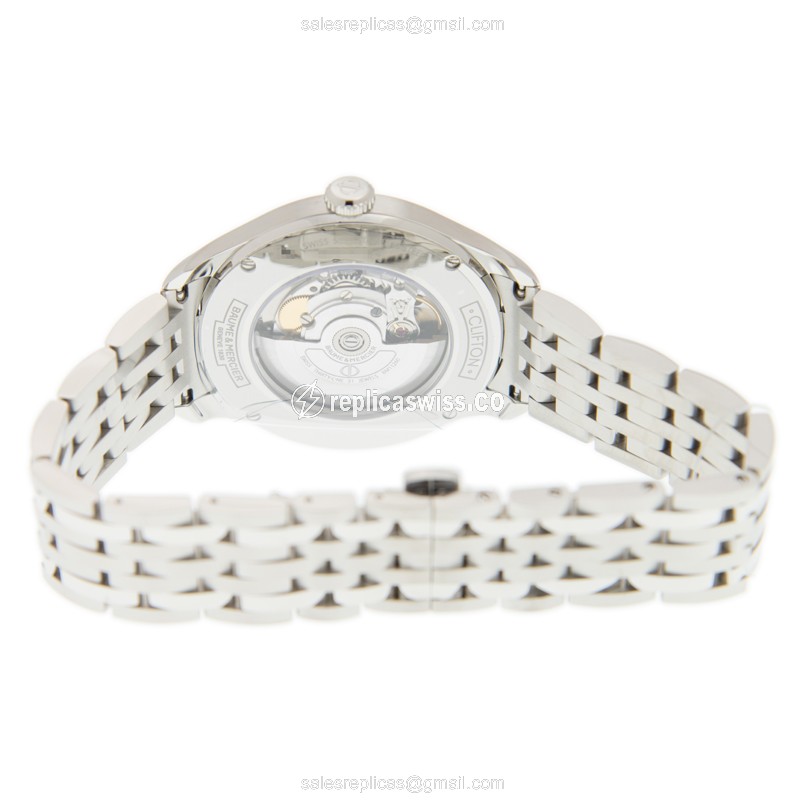 Baume & Mercier M0A10141 CLIFTON - Automatic - Steel Case - Silver Dial - Steel Band - View 4