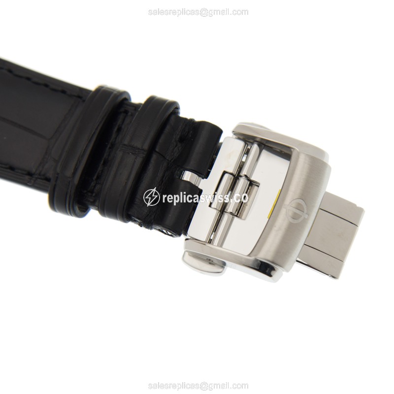 Baume & Mercier M0A10112 CLIFTON - Automatic - Steel Case - Silver Dial - Black Alligator Strap - View 4