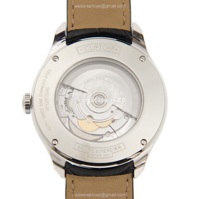 Baume & Mercier M0A10052 CLIFTON Automatic - Steel Case - Silver Dial - Black Alligator Strap - View 3