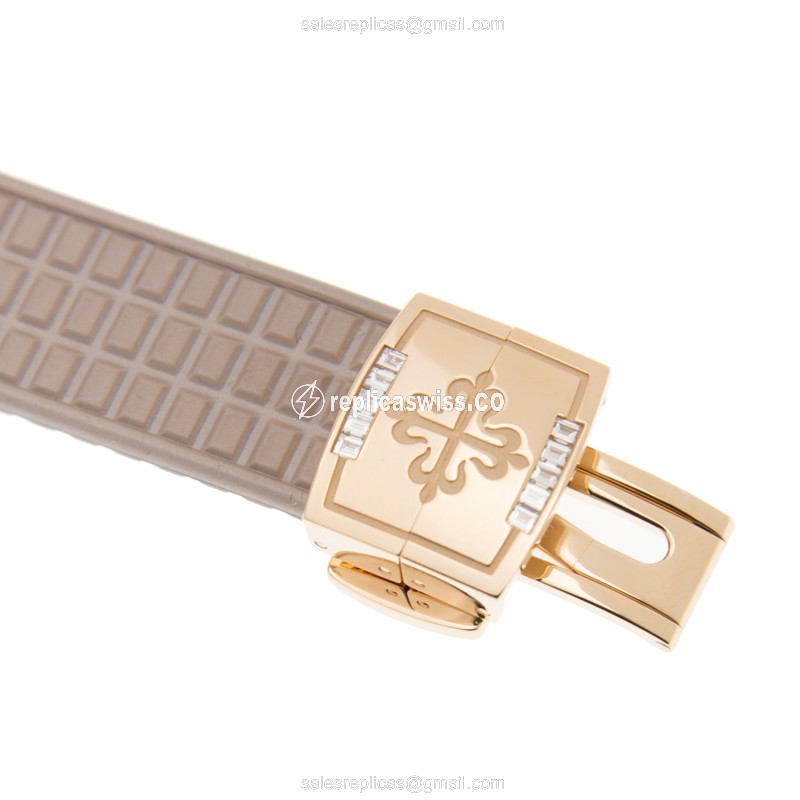 Patek Philippe AQUANAUT Replica - Automatic - 18kt Rose Gold - Diamond-Set - Gray Dial - Rubber Strap - Grey - View 4
