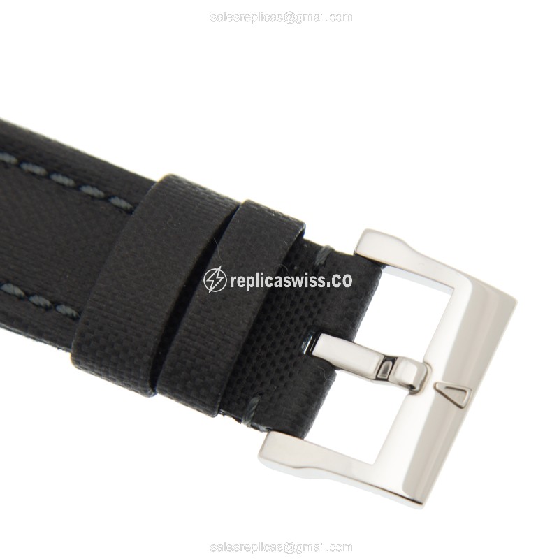 Blancpain 5008-1130-B52A FIFTY Fathoms - Automatic - Black Dial - Canvas strap - Buckle clasp - View 4