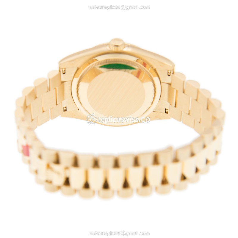 Rolex Day-Date Replica - Automatic - 18kt Yellow Gold - Gold Dial - Gold Clasp - View 4