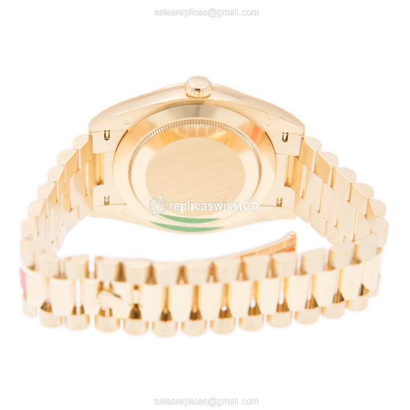 Rolex DAY-DATE Replica - 18kt Yellow Gold Case, Black Dial on Gold strap - View 4
