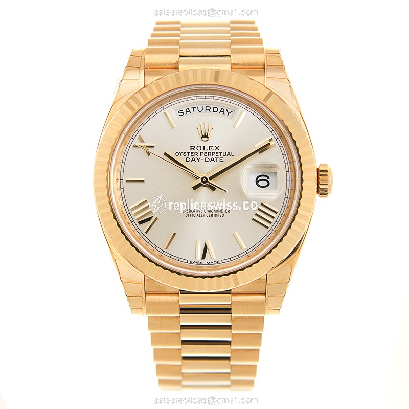 Rolex DAY-DATE Replica - Automatic - 18kt Yellow Gold - Silver Dial - View 2