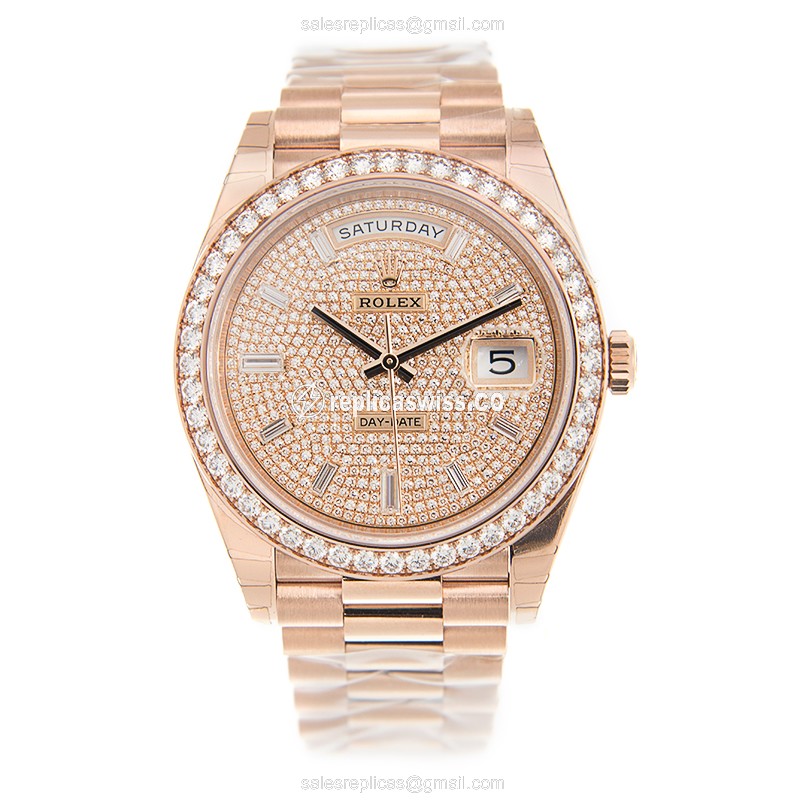 Rolex DAY-DATE Replica - 18kt Rose Gold - Automatic - Silver Dial on Gold Strap - View 2