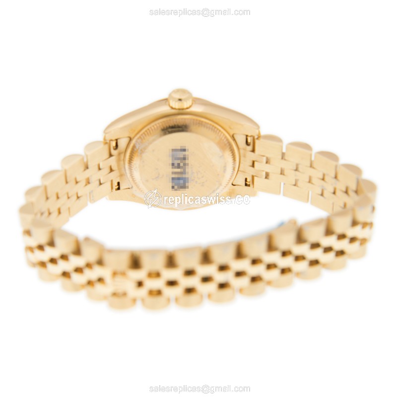 Rolex Datejust Lady 179168SV - Auto - 18kt Gold - Silver Dial - Gold Strap - View 4