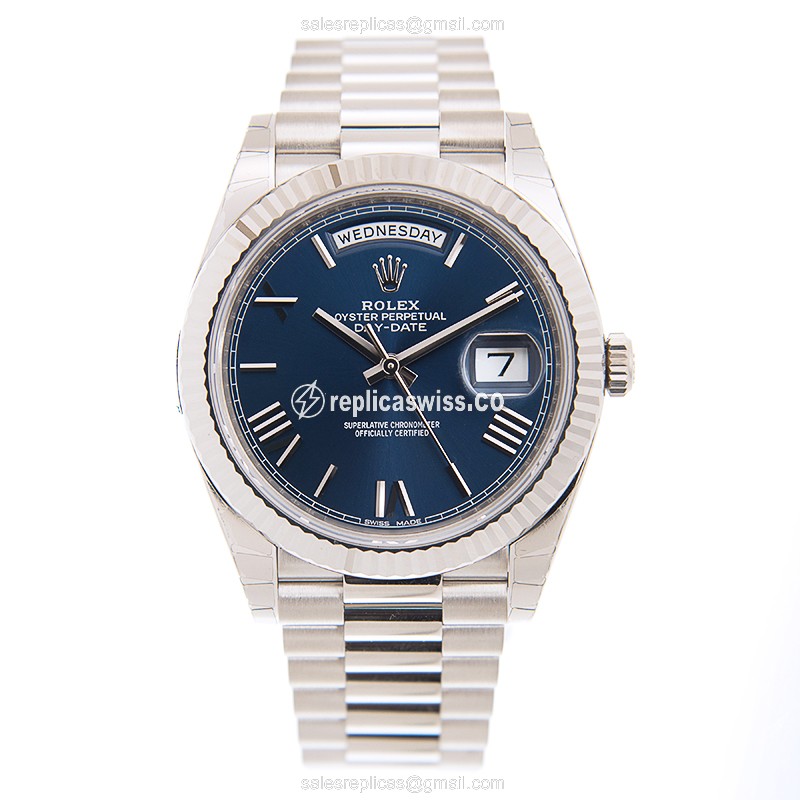 Rolex DAY-DATE Replica - Automatic - 18kt White Gold - Blue Dial - Silver Clasp - View 2