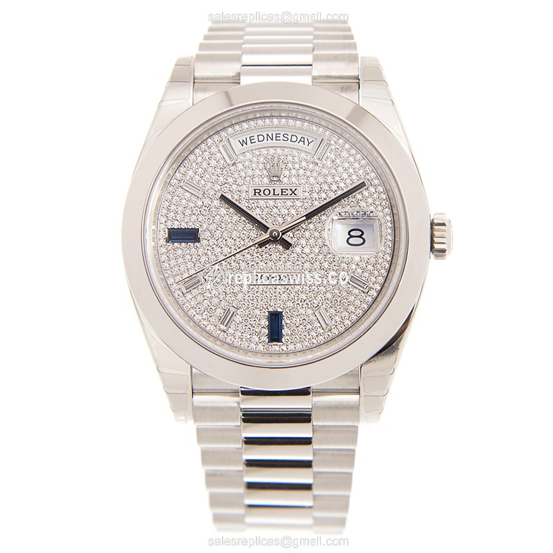 Rolex DAY-DATE Replica - Automatic - Platinum - Silver Dial - View 2