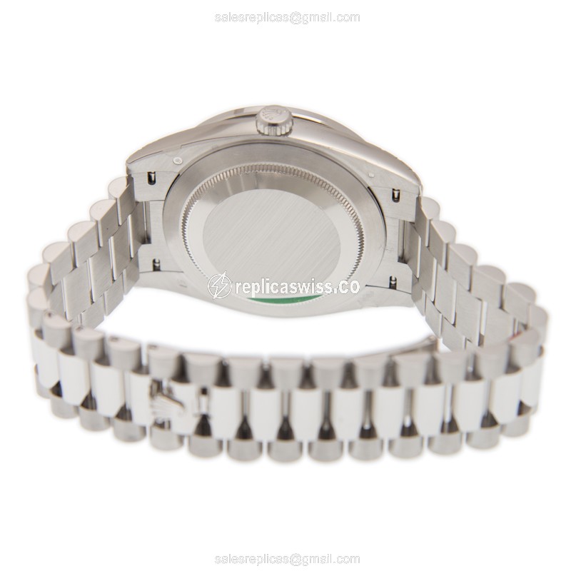 Rolex Day-Date Replica: Automatic | Silver Dial | Clasp | Silver Strap | Platinum - View 4