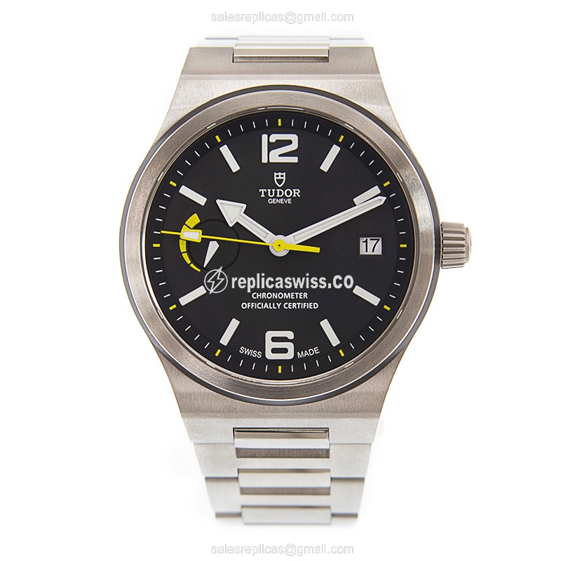 Tudor North Flag - Automatic - Steel Case - Black Dial - Silver Band - View 2