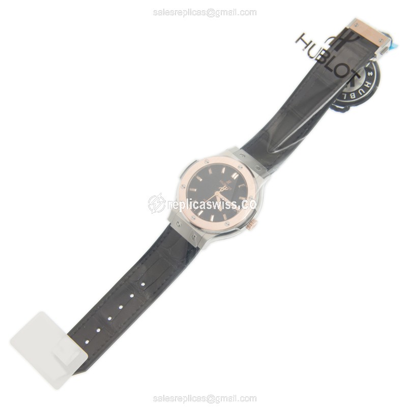 Hublot Classic Fusion Replica - Automatic - Gold Case - Black Dial - Leather Strap - View 2