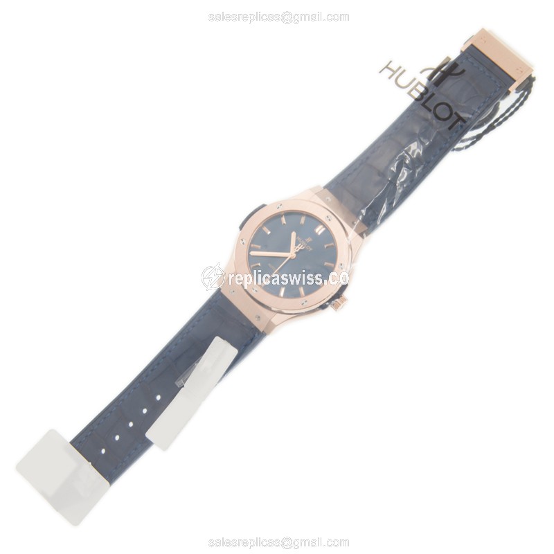Hublot Classic Fusion Replica - Automatic - 18kt Rose Gold - Blue Dial - Rubber Strap - View 2