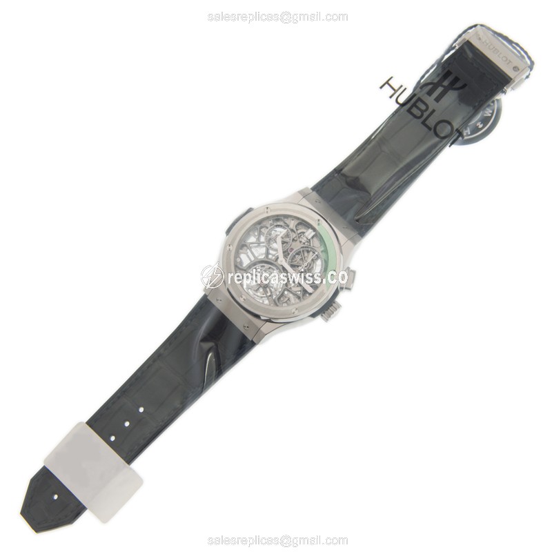 Hublot Classic Fusion Replica - Manual Wind - Titanium Case - Gray Dial - Black Alligator Strap - View 2