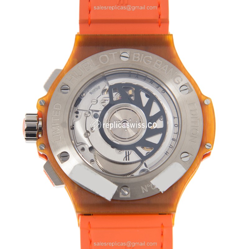Hublot BIG BANG Automatic - Titanium Case - Orange Dial - Rubber Strap - Orange Clasp - View 3