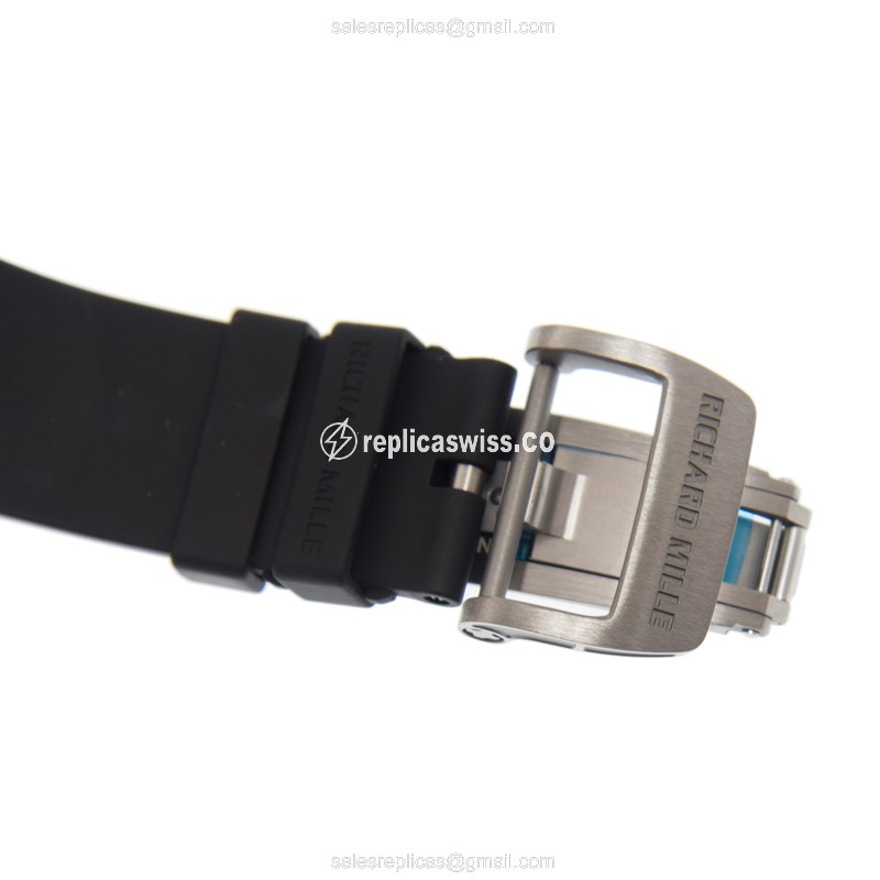 Richard Mille RM11-03 Titanium - Automatic - Skull Dial - Black Rubber Strap - View 4