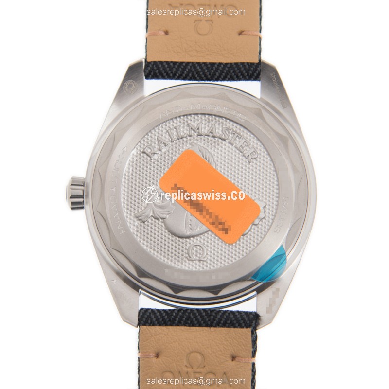 Omega Seamaster Replica - Automatic - Steel Case - Gray Dial - Grey Canvas Strap - Buckle Clasp - View 3