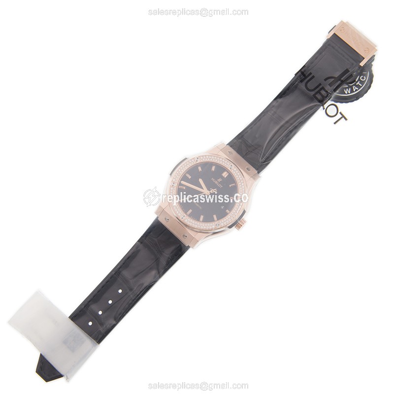 Hublot Classic Fusion Replica - Automatic - 18kt Rose Gold Case - Diamonds - Black Dial - Alligator Strap - View 2