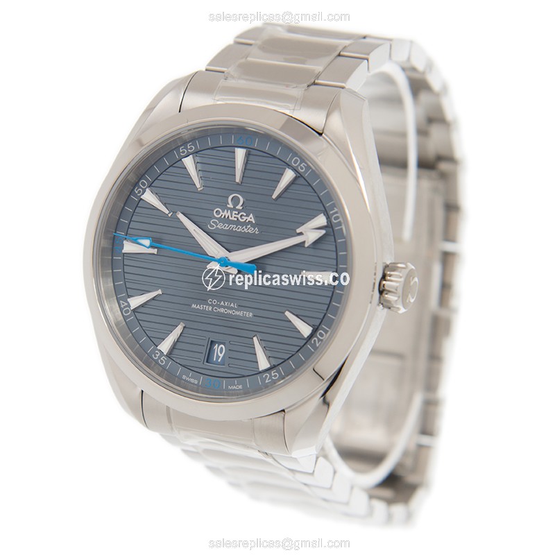 Omega Seamaster Replica - Automatic - Stainless Steel - Blue Dial - Silver Clasp - View 3