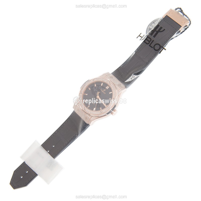 Hublot Classic Fusion Replica - Automatic - 18kt Rose Gold - Diamonds - Black Dial - Alligator Strap - View 2