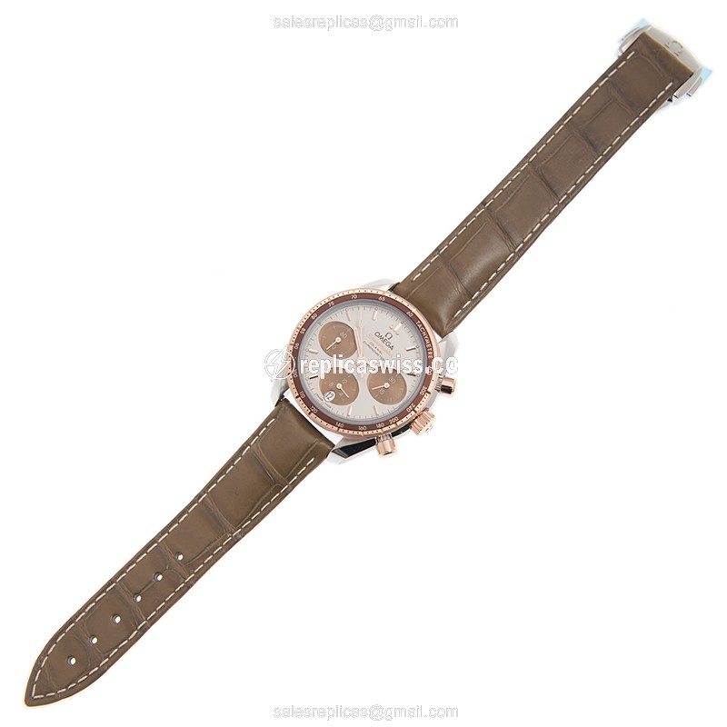 Omega Speedmaster 324.23.38.50.02.002 - Auto - 18kt Rose & Steel - White Dial - Brown Leather Strap - View 2