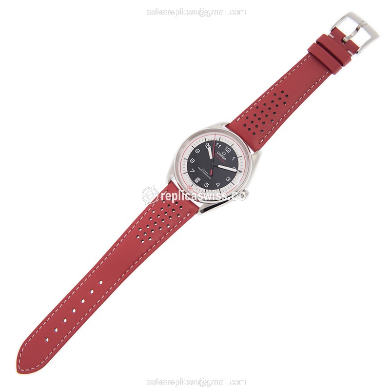 Omega 522.32.40.20.01.004 Replica | Automatic | Black Dial, Leather Strap - View 2