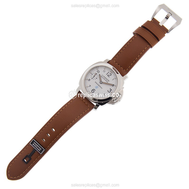 Panerai PAM00778 LUMINOR Replica - Manual - Stainless Steel - White Dial - Brown Leather Strap - View 2