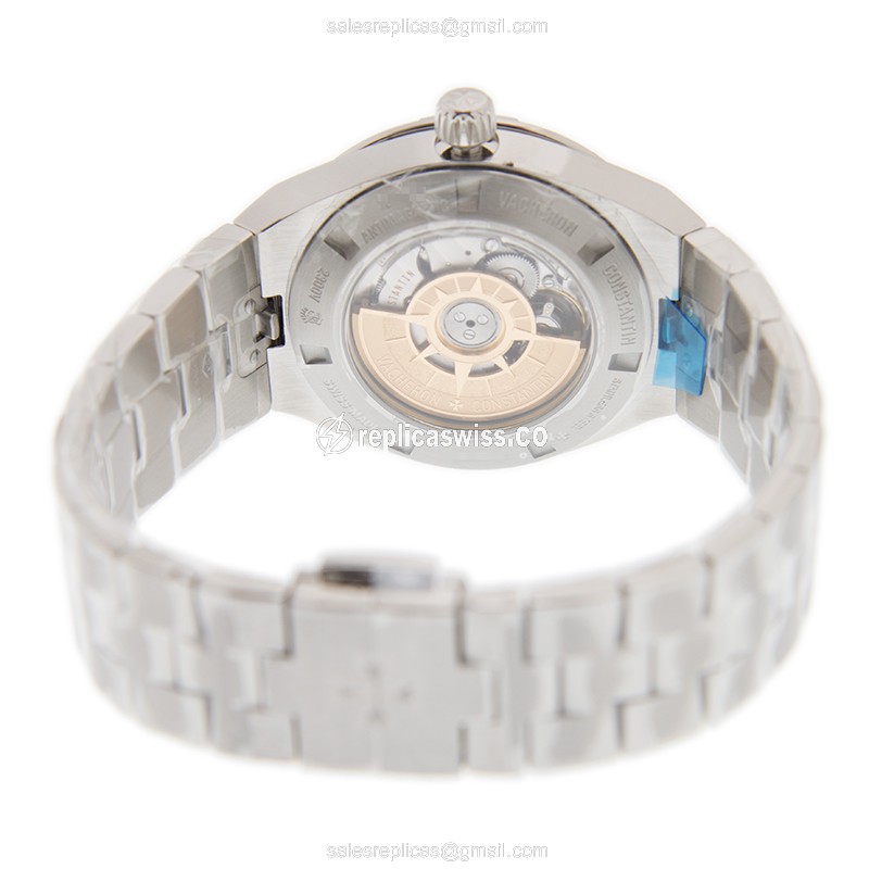 Vacheron Constantin 2300V/100A-B170 OVERSEAS Automatic - Blue Dial - Steel Case - Silver Steel Strap - View 4