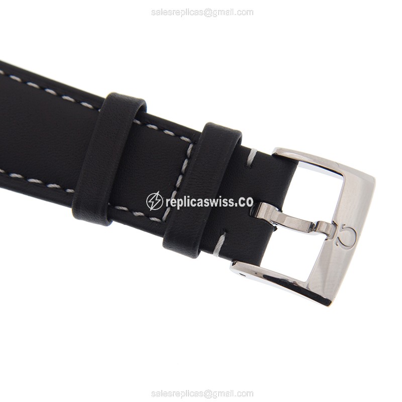 Omega Seamaster Replica - Automatic - Steel - Black Dial - Leather Strap - Black Buckle - View 4