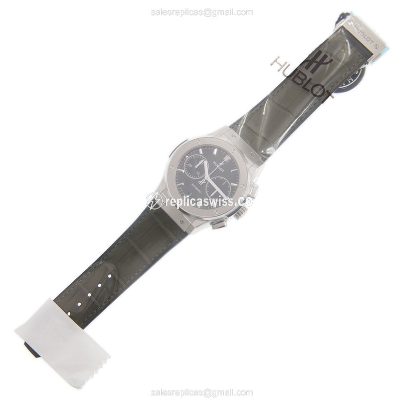 Hublot Classic Fusion Replica - Automatic - Titanium Case - Green Dial - Green Alligator Strap - View 2