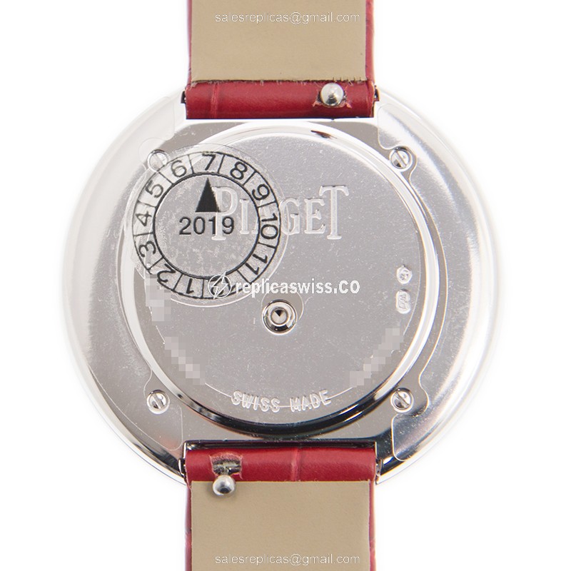 Piaget POSSESSION Replica - Quartz - 18kt White Gold - Diamond - Silver Dial - Red Alligator Strap - Buckle Clasp - View 3