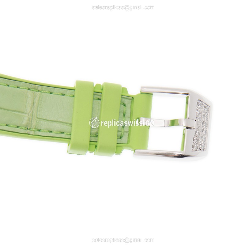 Franck Muller V 32 QZ D AC.VE Replica - Quartz - Stainless Steel - Silver Dial - Green Alligator Strap - View 4