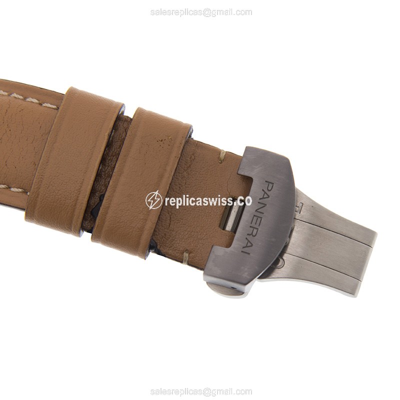 Panerai PAM00192 LUMINOR - Manual - Steel Case - Black Dial - Brown Leather Strap - Buckle Clasp - View 4