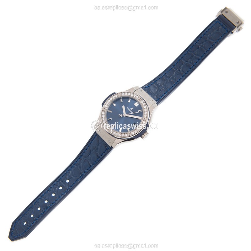 Hublot Classic Fusion Replica - Quartz - Steel Case - Blue Dial - Blue Alligator Strap - View 2