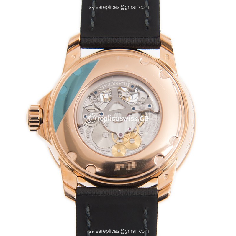Blancpain 5025-9530-52A FIFTY FATHOMS - Auto - 18kt Rose Gold - Diamond Case - Black Dial - Leather Strap - View 3
