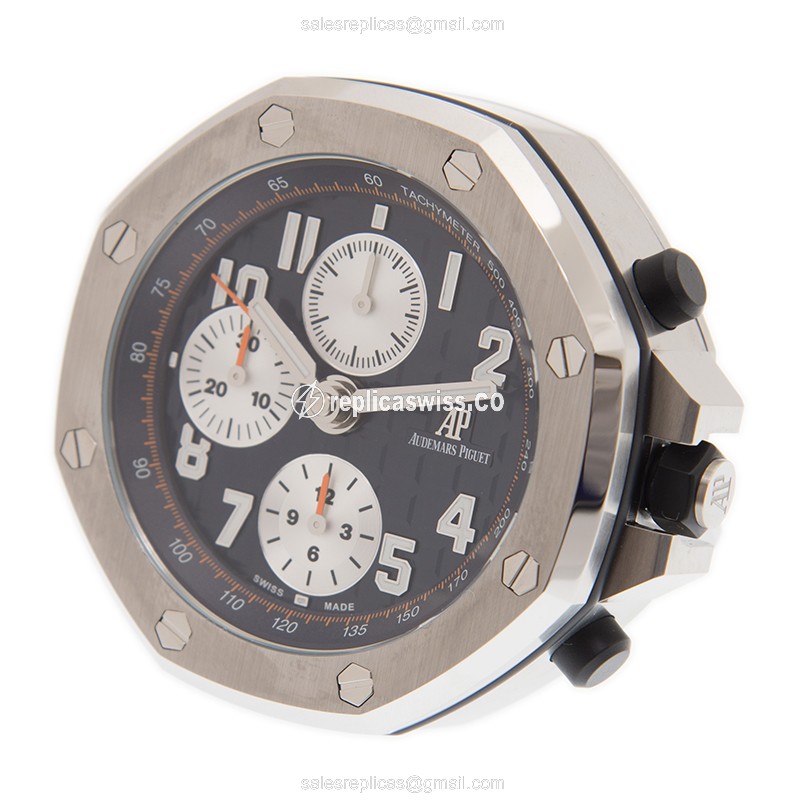 Audemars Piguet AP ROYAL OAK OFFSHORE Quartz - Blue Dial - Steel Case - 42mm - View 4