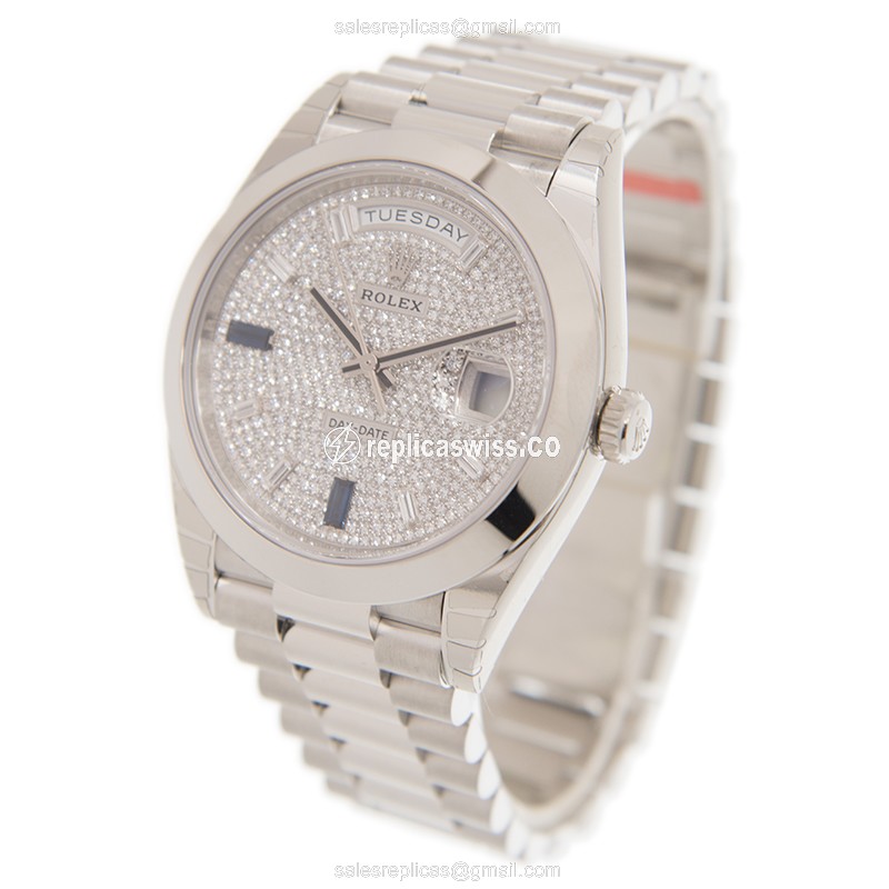 Rolex DAY-DATE Replica - Automatic - 18kt Gold - White Dial, Silver Clasp - View 3