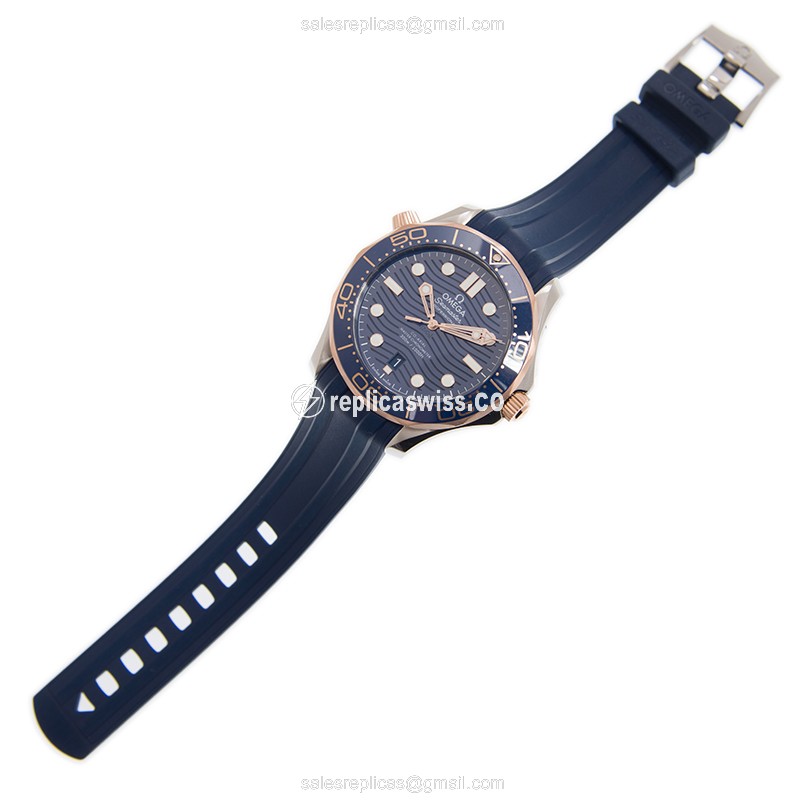 Omega Seamaster Replica - Automatic - 18kt Rose Gold & Steel - Blue Dial - Rubber Blue Strap - View 2