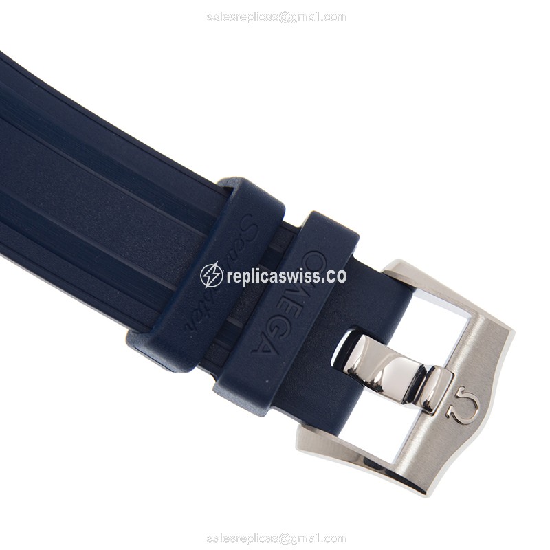 Omega Seamaster Replica - Automatic - 18kt Rose Gold & Steel - Blue Dial - Rubber Blue Strap - View 4