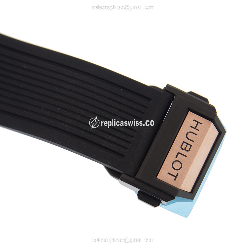 Hublot BIG BANG 441.OX.1180.RX - Auto 18kt Rose Gold - Silver Dial - Black Rubber Strap - View 4