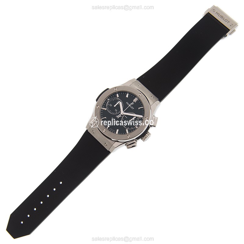 Hublot Classic Fusion Replica - Automatic - Black Dial - Rubber Strap - Buckle Clasp - View 2