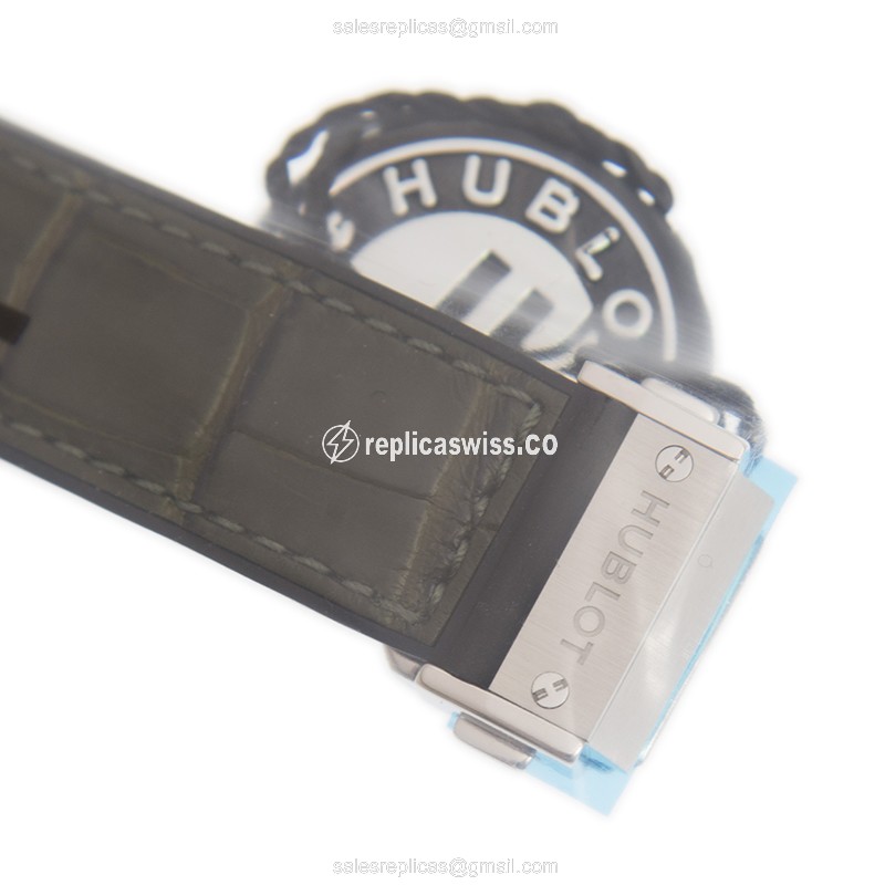 Hublot Classic Fusion Replica - Automatic - Steel - Black Dial - Green Leather Strap - View 4