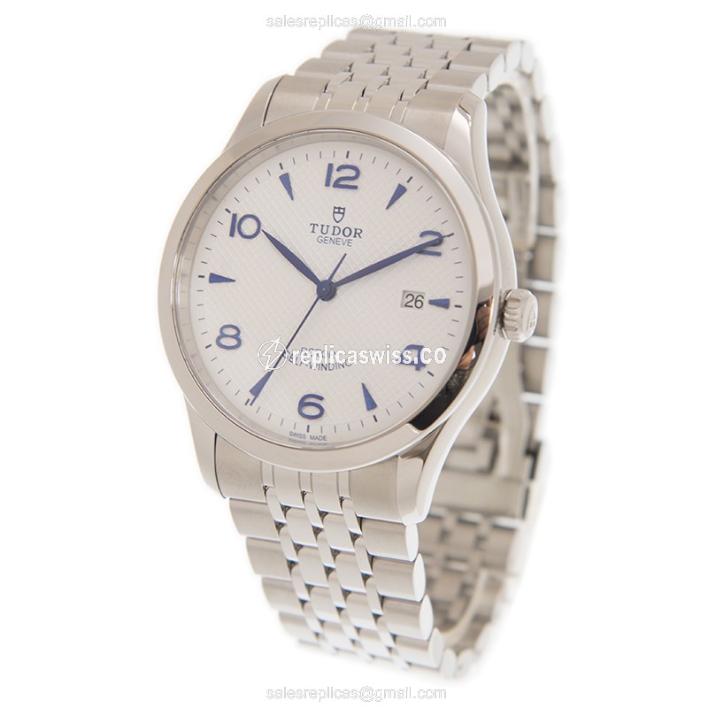 Tudor 1926 Replica - Automatic - Steel Case - White Dial - Silver Strap - View 3