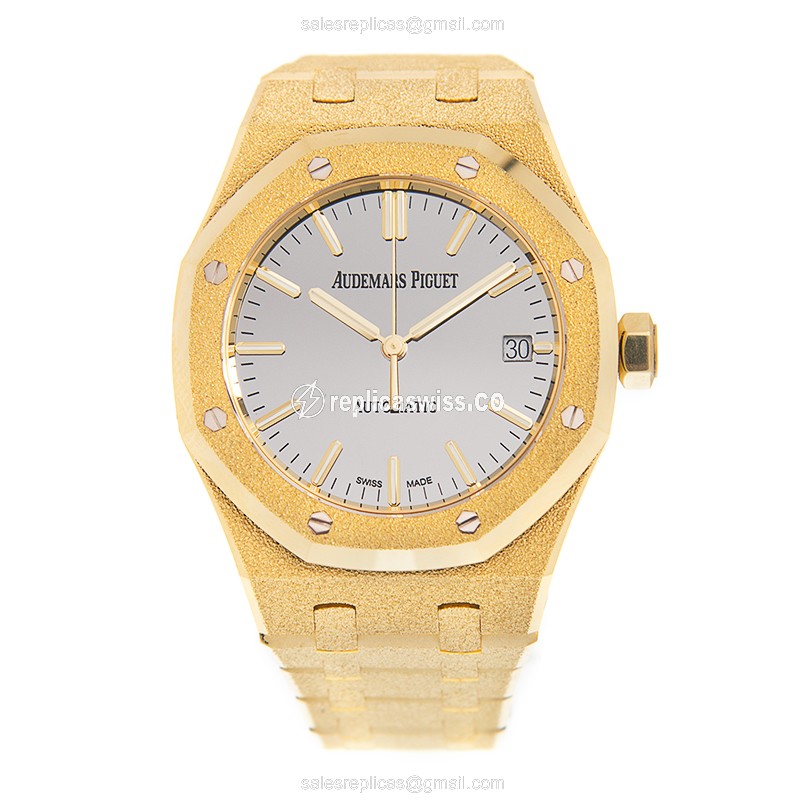 Audemars Piguet Royal Oak Replica - Automatic - 18kt Yellow Gold - Silver Dial - Gold Strap - View 2