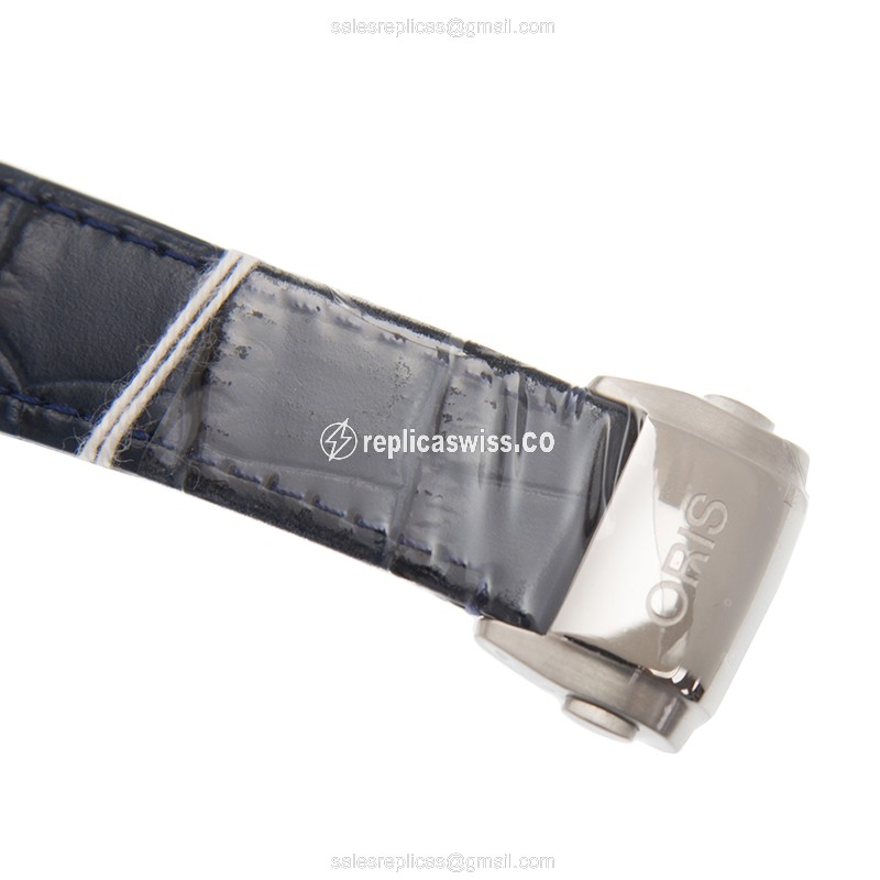Oris Classic Date Replica - Automatic - Steel Case - Silver Dial - Blue Leather Strap - View 4