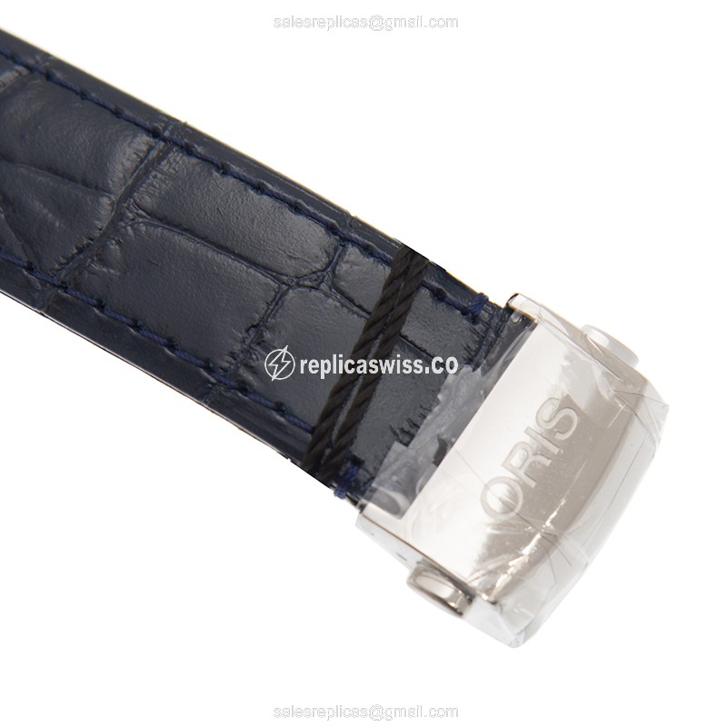 Oris Classic Date Replica - Automatic - Steel - Silver Dial - Blue Leather Strap - View 4