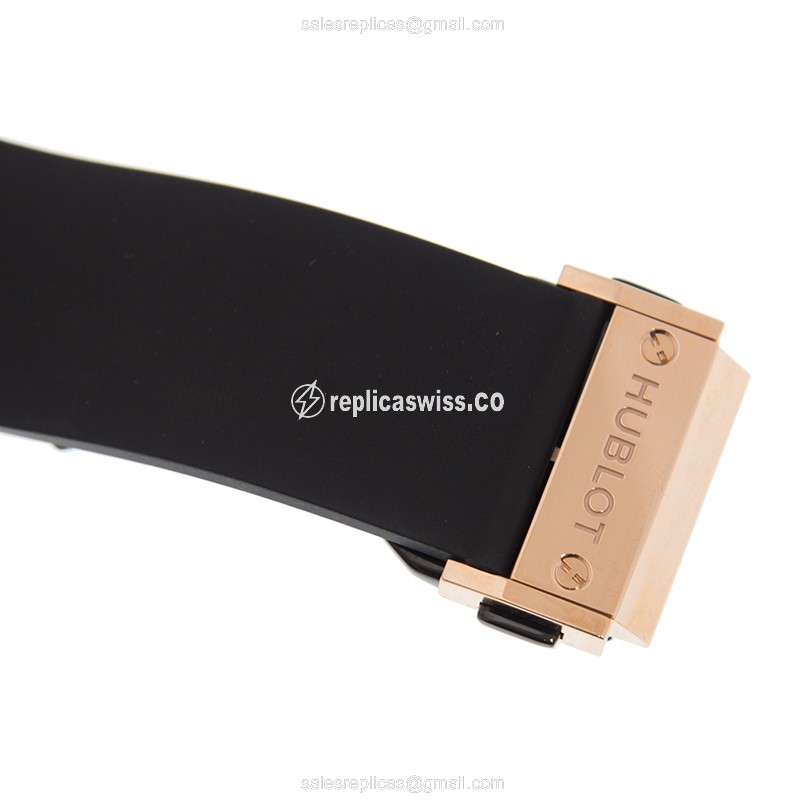 Hublot Classic Fusion Replica - Auto - 18kt Rose Gold - Diamonds - Black Dial - Rubber Strap - View 4