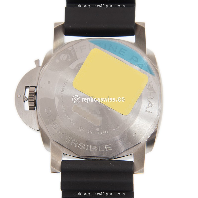 Panerai PAM00692 LUMINOR Replica - Automatic - Titanium Case - Blue Dial - Black Rubber Strap - View 3