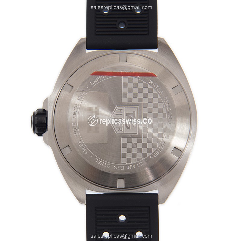 Tag Heuer Formula 1 Quartz - Black Dial - Steel Case - Rubber Strap - Buckle Clasp - View 3