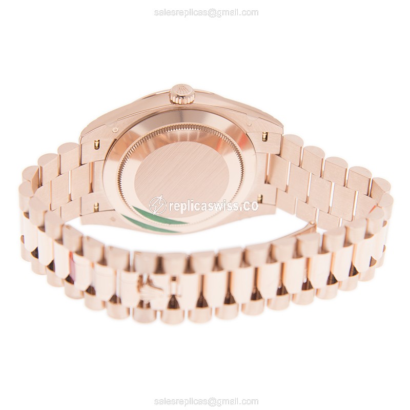 Rolex DAY-DATE Replica - 18kt Rose Gold & Diamond - Automatic - Brown Dial on Gold Strap - View 4