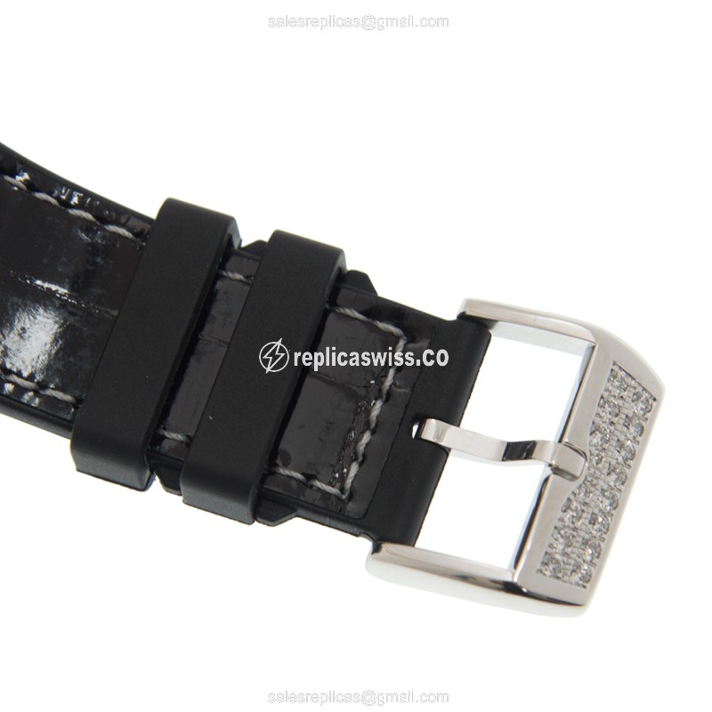 Franck Muller V 45 S6 SQT D OG.NR - Manual Wind - 18kt White Gold - Diamond Skull Dial - Black Leather Strap - View 4